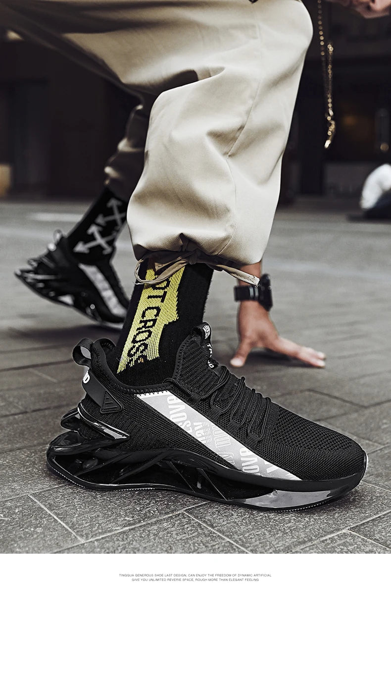 Breathable Casual Men's Sneakers Luxury Trainer Fashion Running Shoes for Men And Women Tenis Race Shoes