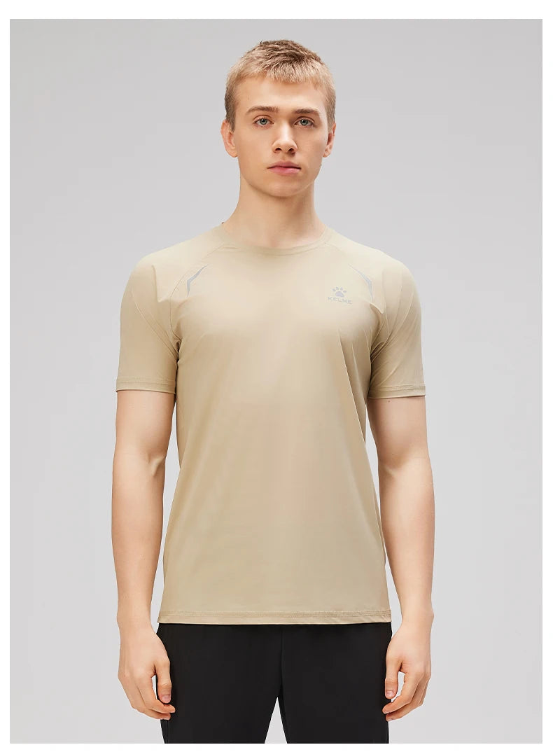 Kelme Men's Sports Tops Quick-drying Fitness Clothes Outdoor Running Breathable Short-sleeved Soccer Basketball T-shirt