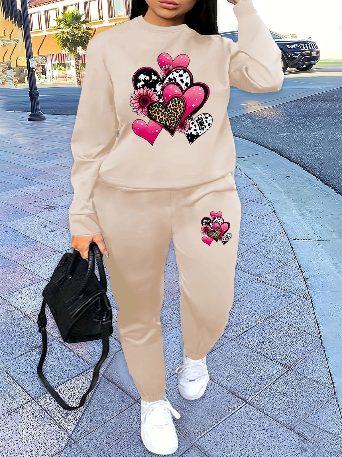 Women's Autumn/Winter Hip Hop Casual Street Fashion Heart Pattern Printed Round Neck Sweatshirt+Sweatpants Warm Set